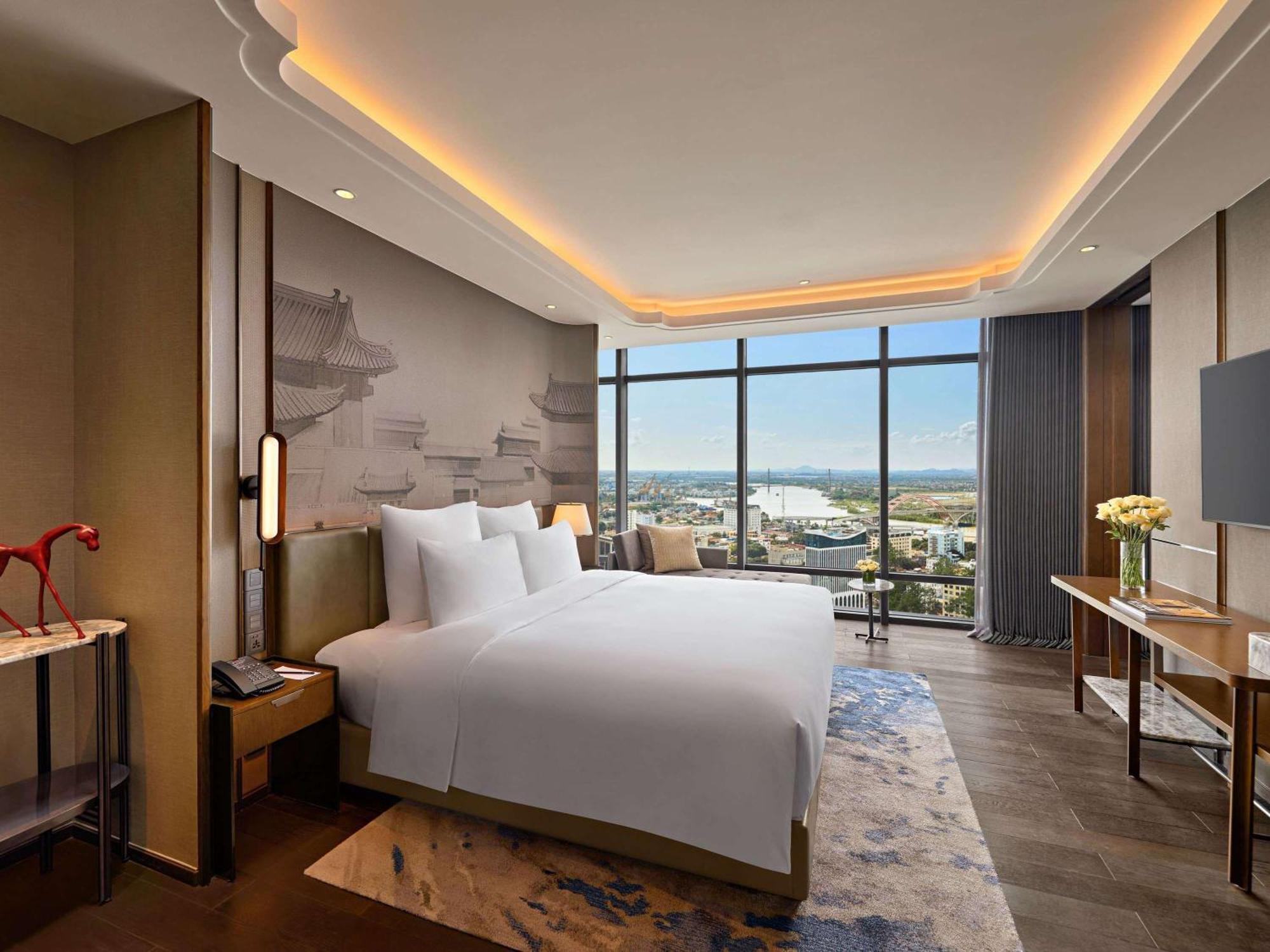 Pullman Hai Phong Grand Hotel Exterior photo